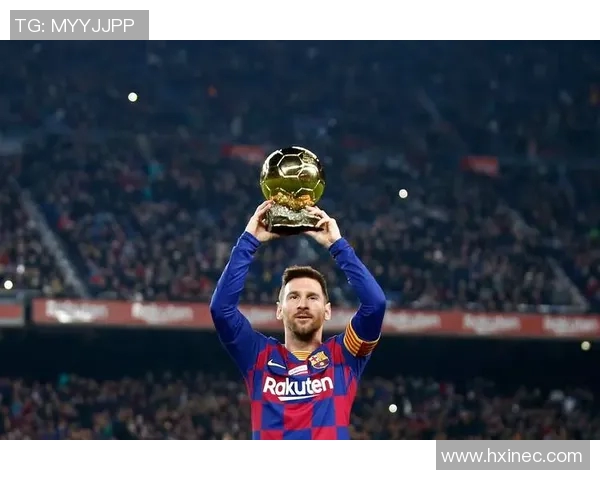 梅西帽子戏法领衔巴萨大胜比利亚雷亚尔，巴萨重返西甲榜首