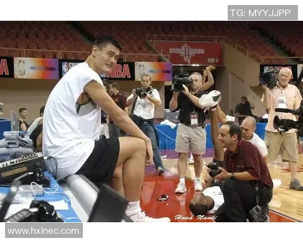 赵平安与姚明携手共创篮球新篇章引领中国体育走向国际舞台